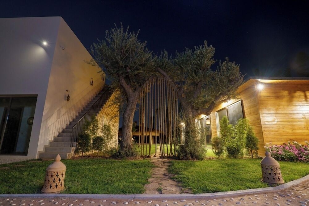 Villa PurSang Marrakech – Villa Privée de Luxe avec Hammam, Spa et Jardin
