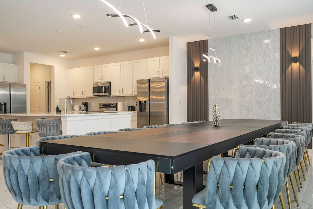 Stunning Masterpiece 15 Ensuites