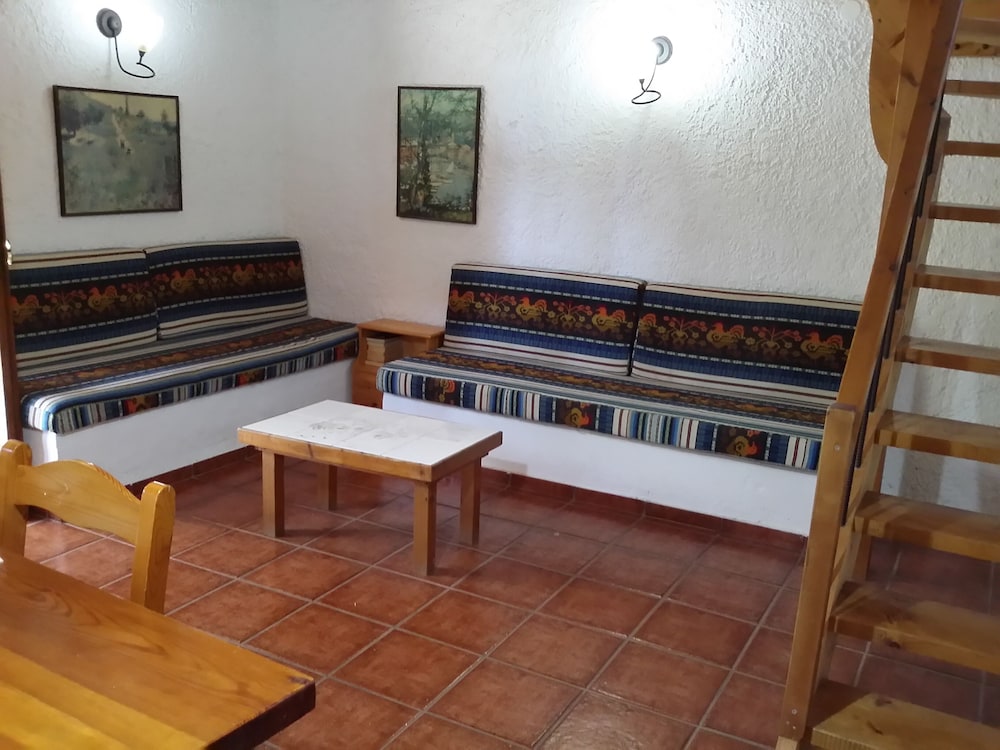 Excusive 1 Bedroom Cottage in Paleochora view 2