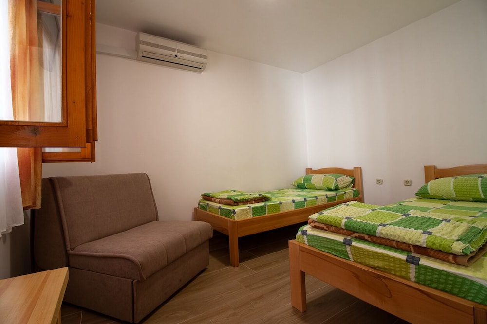Guesthouse Jadran view 4