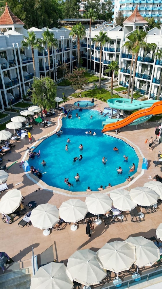 EFLİNA RESORT HOTEL & SPA