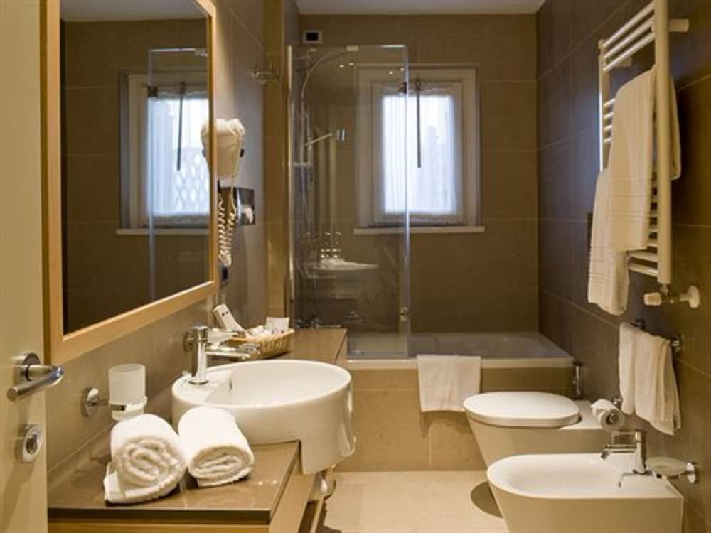 Sirmione Vacations - Hotel Sirmione e Promessi Sposi - Property Image 66