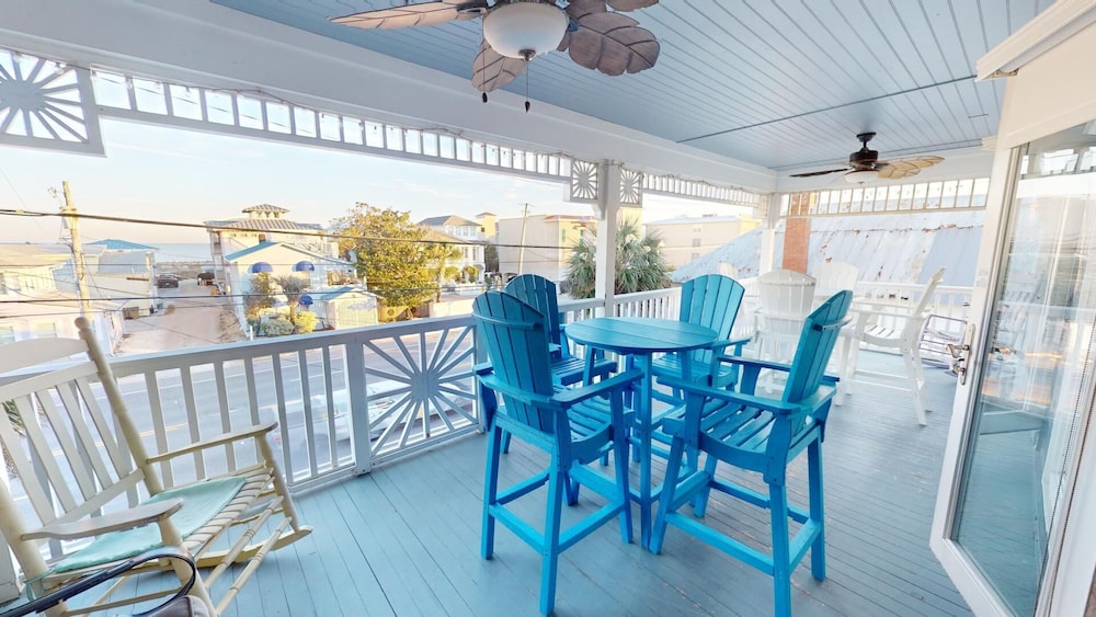 203 Butler Avenue by Tybee Vacation Rentals