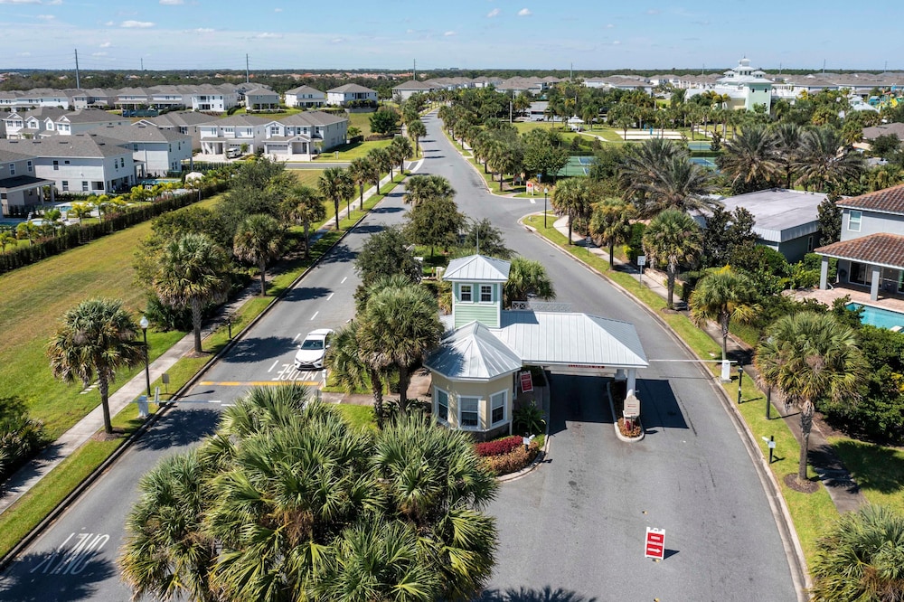 510 BS - 5BD Elegant Escape: Private Haven