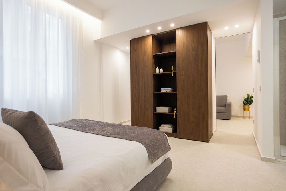 Nora's Suites