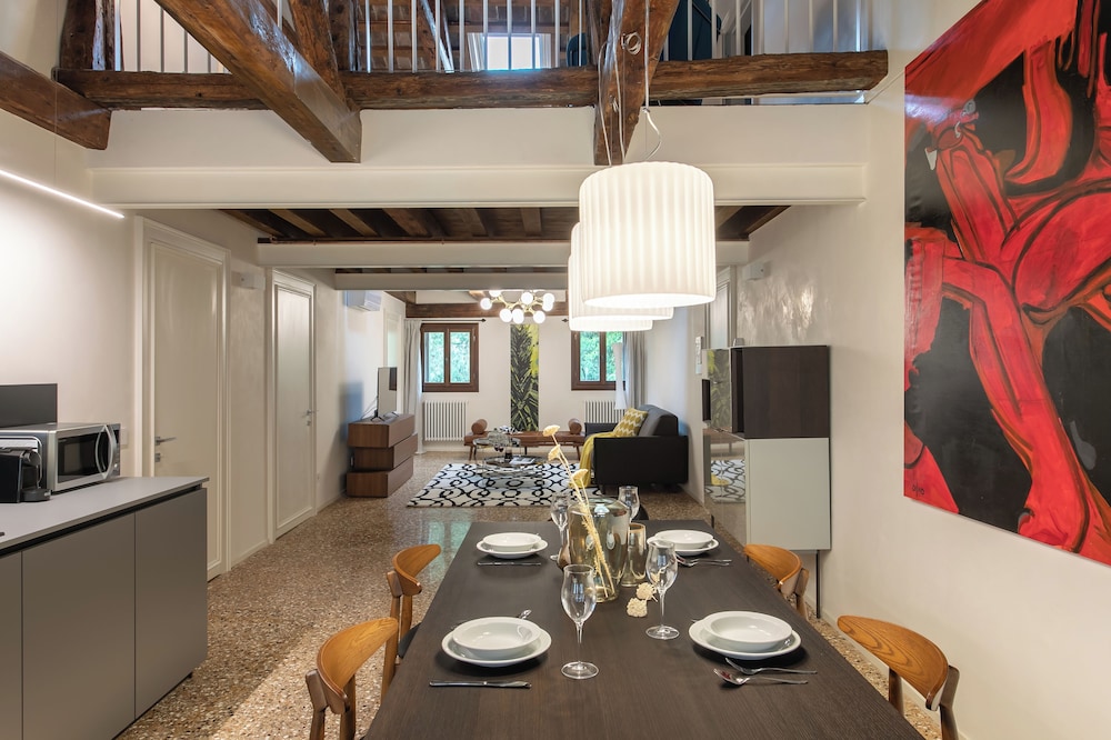 Palazzo Venere Apartments
