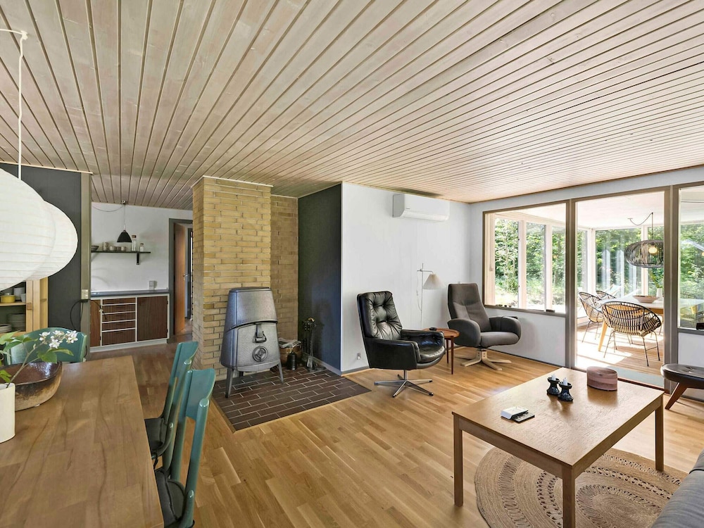 5 Star Holiday Home in Aakirkeby