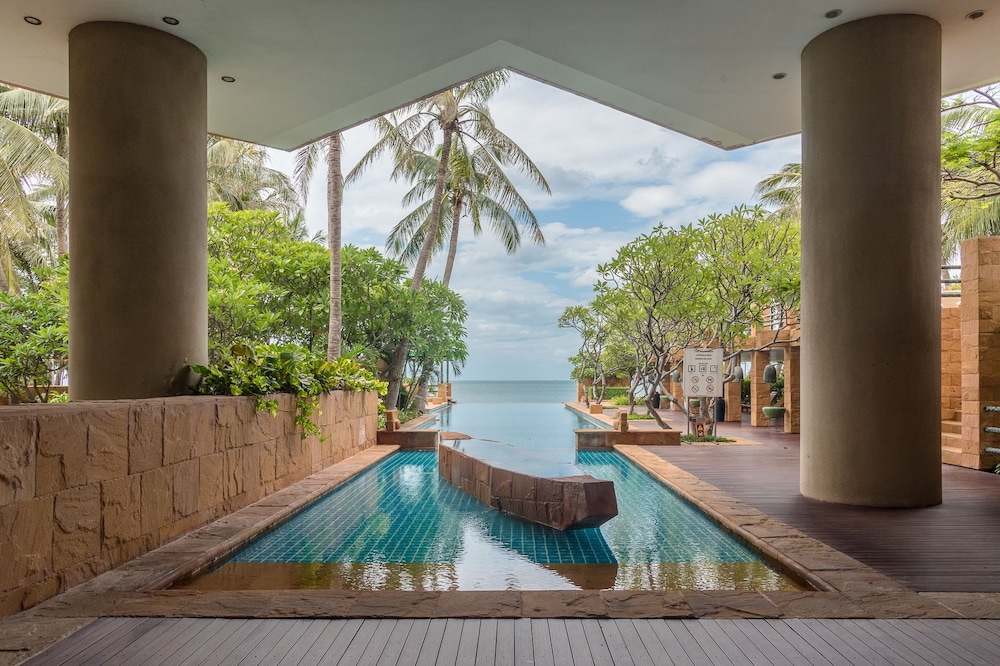 Hua Hin Luxury Condo by Passionata view 4