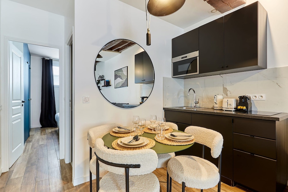 Duplex in the Center of Paris