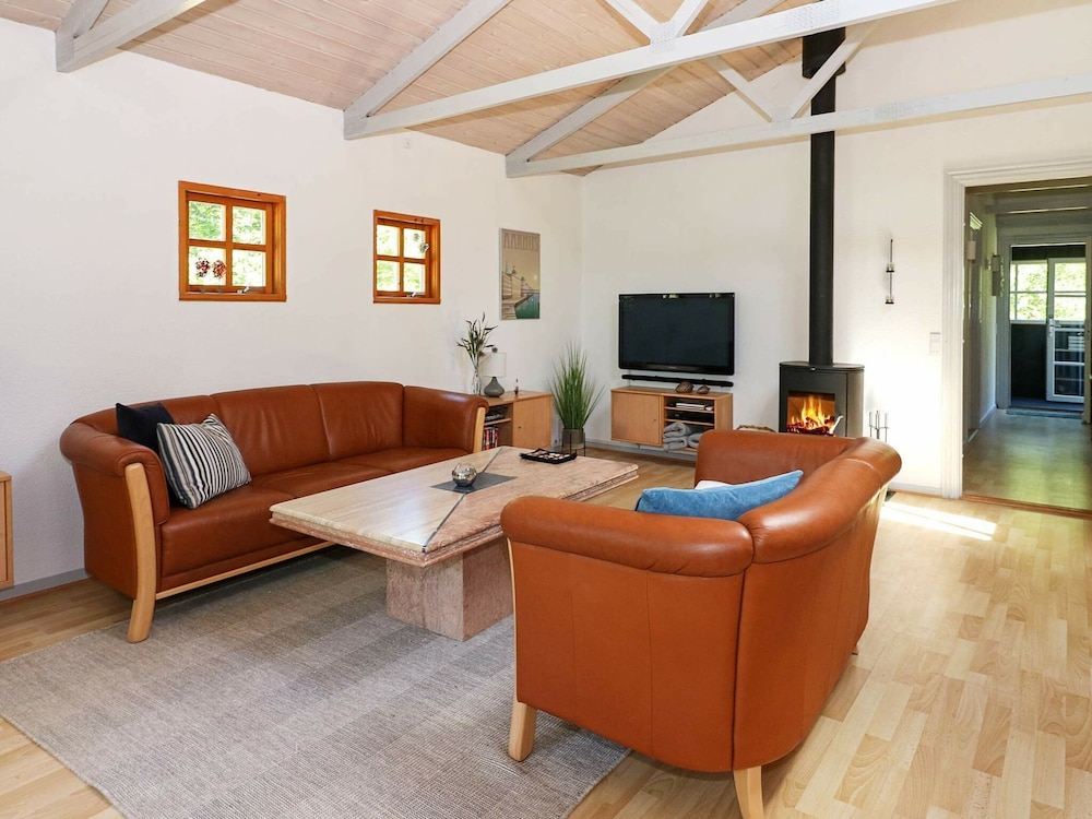 Lavish Holiday Home in Hadsund near Sea view 3