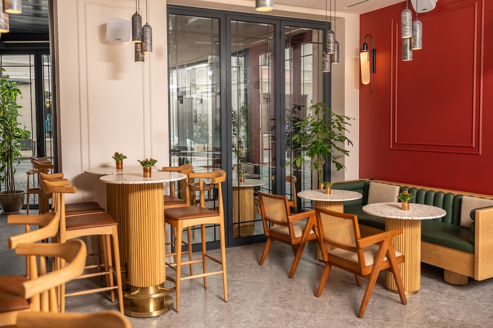 Novotel İstanbul Boğazı - Image 35