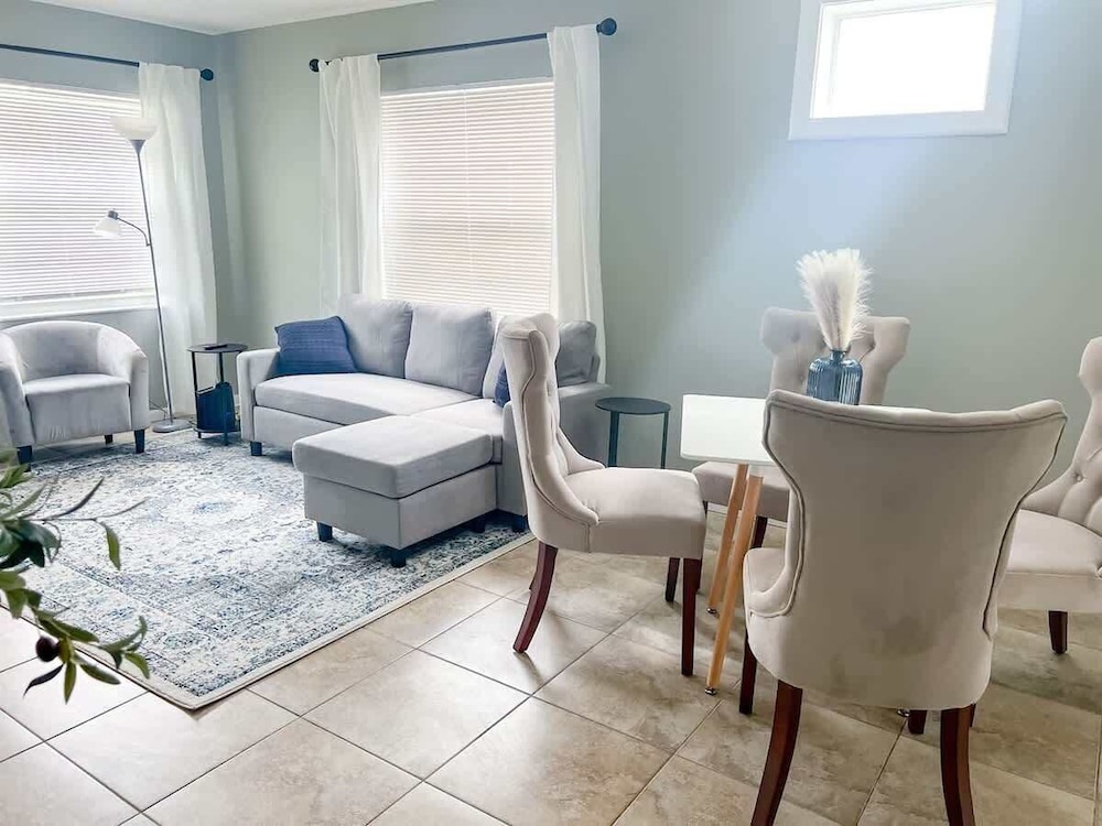 Cozy 2 Bedroom Home, Dade City! #2