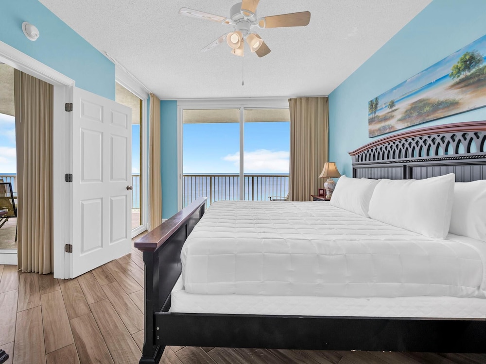 Majestic Beach Towers 2-1809