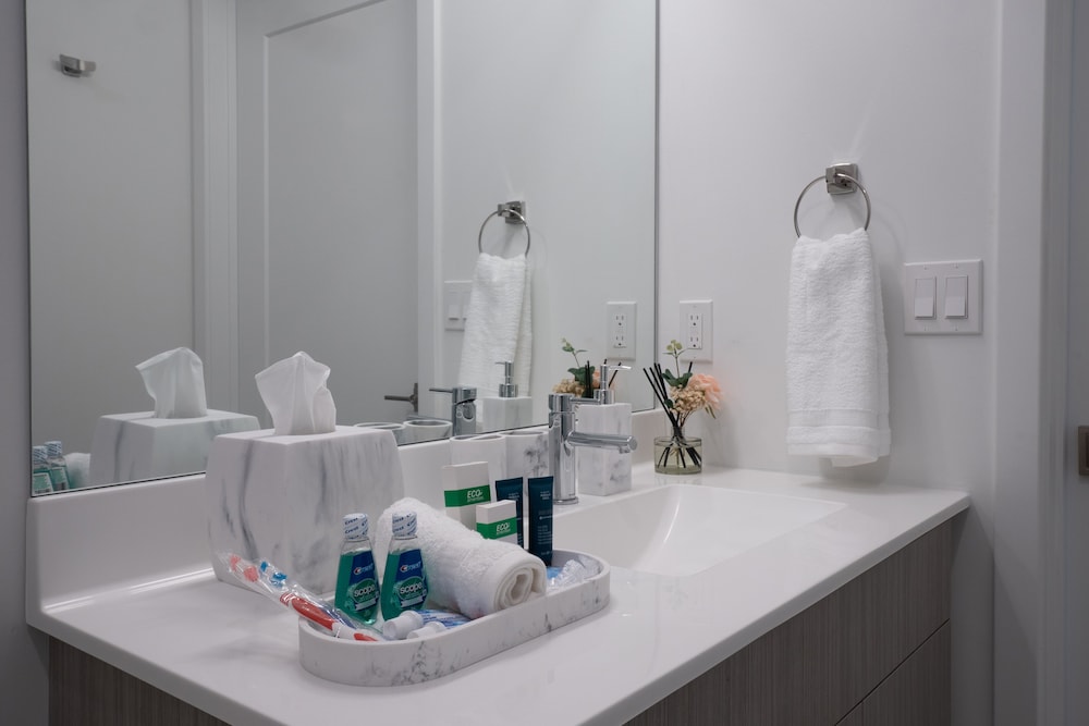 New Haven Vacations - Luxury Furnished Apartments by Hyatus Downtown at Yale - Property Image 39