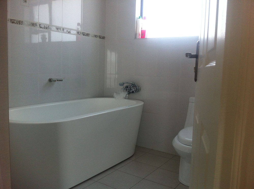 First Avenue Guest House