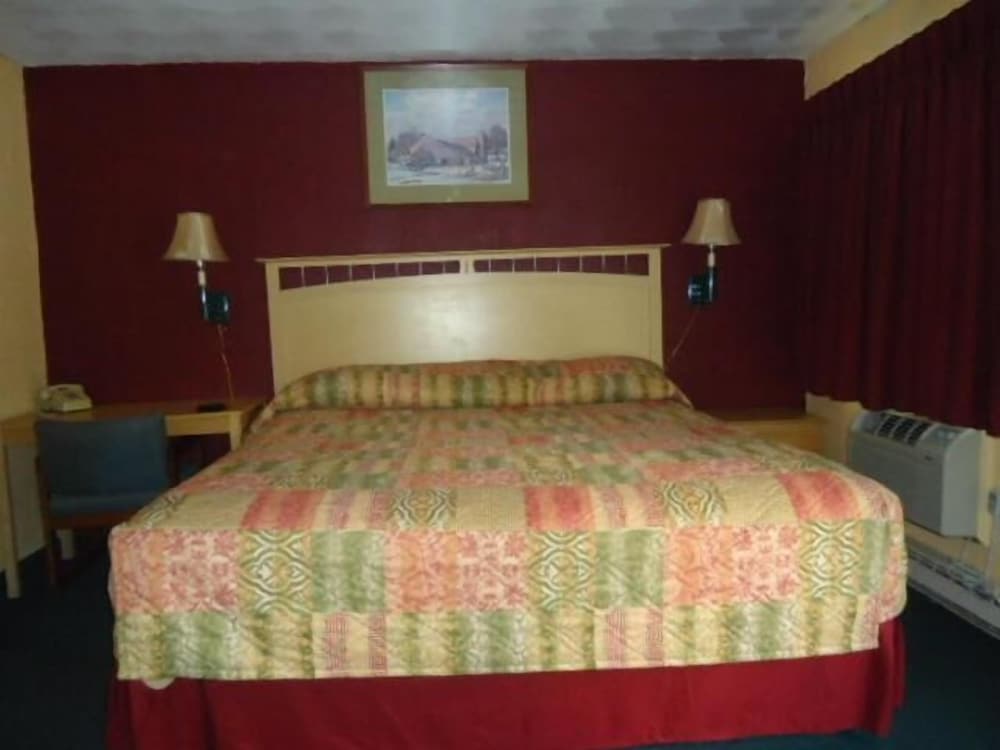 Relax Inn Elmira