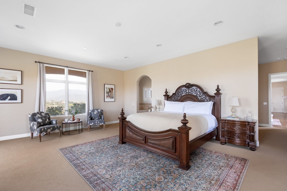 Palazzo Del Sol By Avantstay Breathtaking Home w Mountain Views Hot Tub