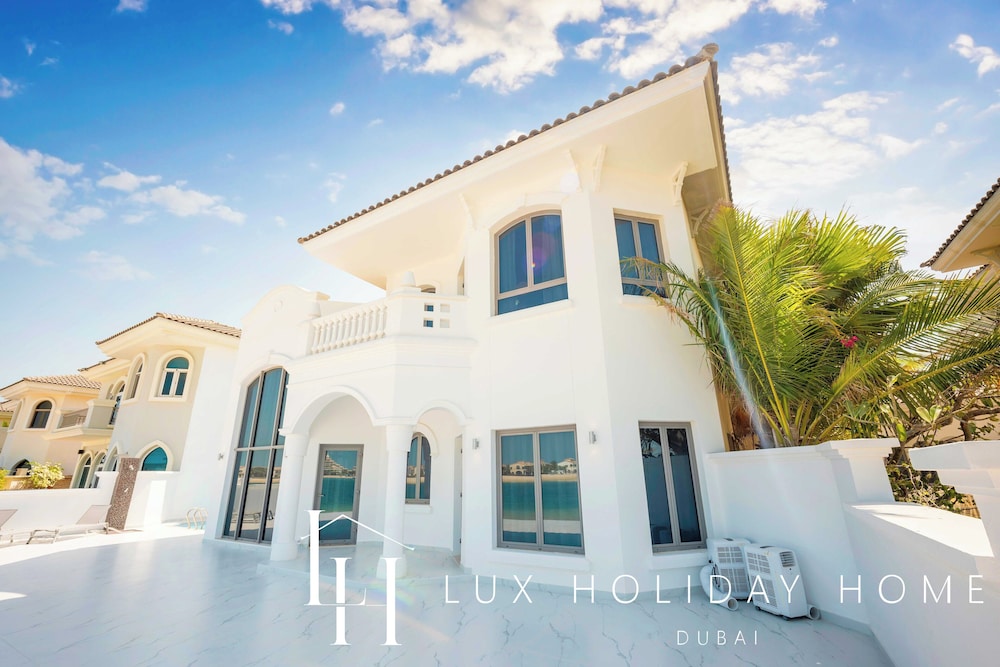 LUX The Ultimate Island Palm Villa