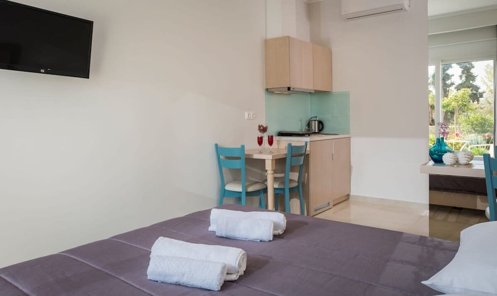 Mear Double Luxury - Cretan Garden Hideaway