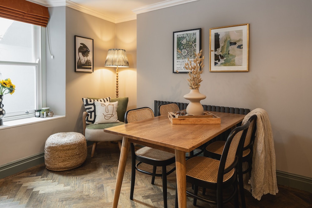 YourApartment  Cotham Arms view 5