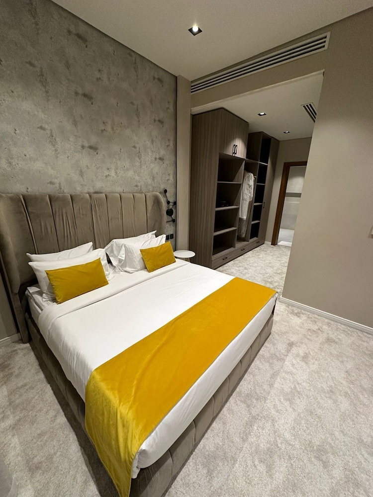 VOYAGE RESIDENCE