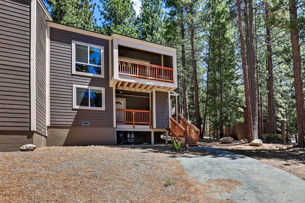 Lake Tahoe Vacations - Incline Village Home: 1 Mi to Skiing  Beaches! - Property Image 4