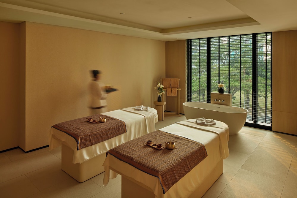 Hotel Tentrem Jakarta 26