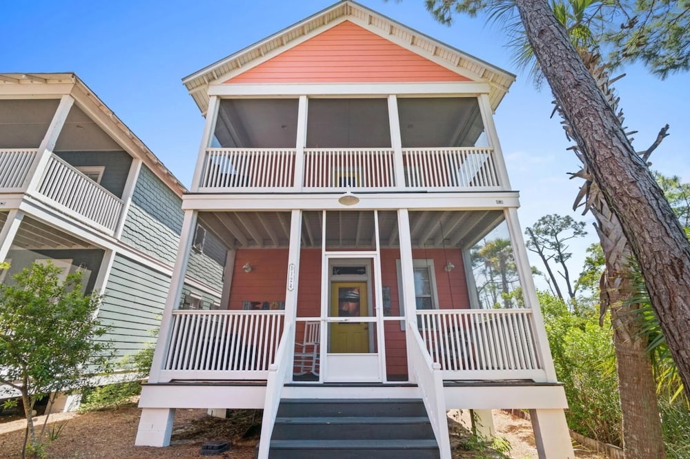 Pet Friendly Beach House - Sandy Toes