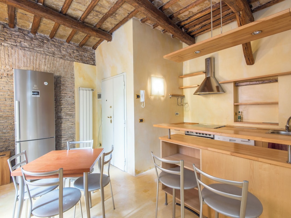 Charming Luxury Trastevere Apartment — Rome photo 4
