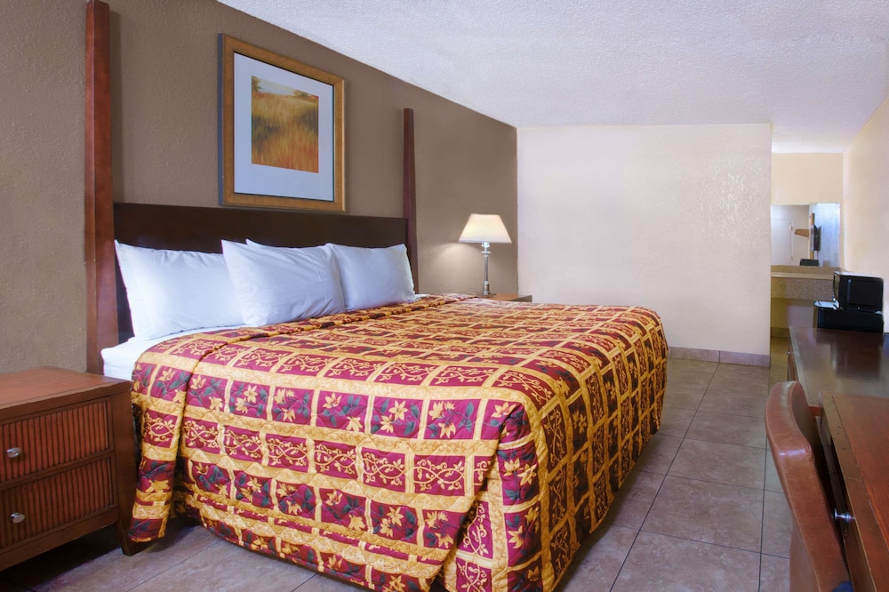 Knights Inn Orlando