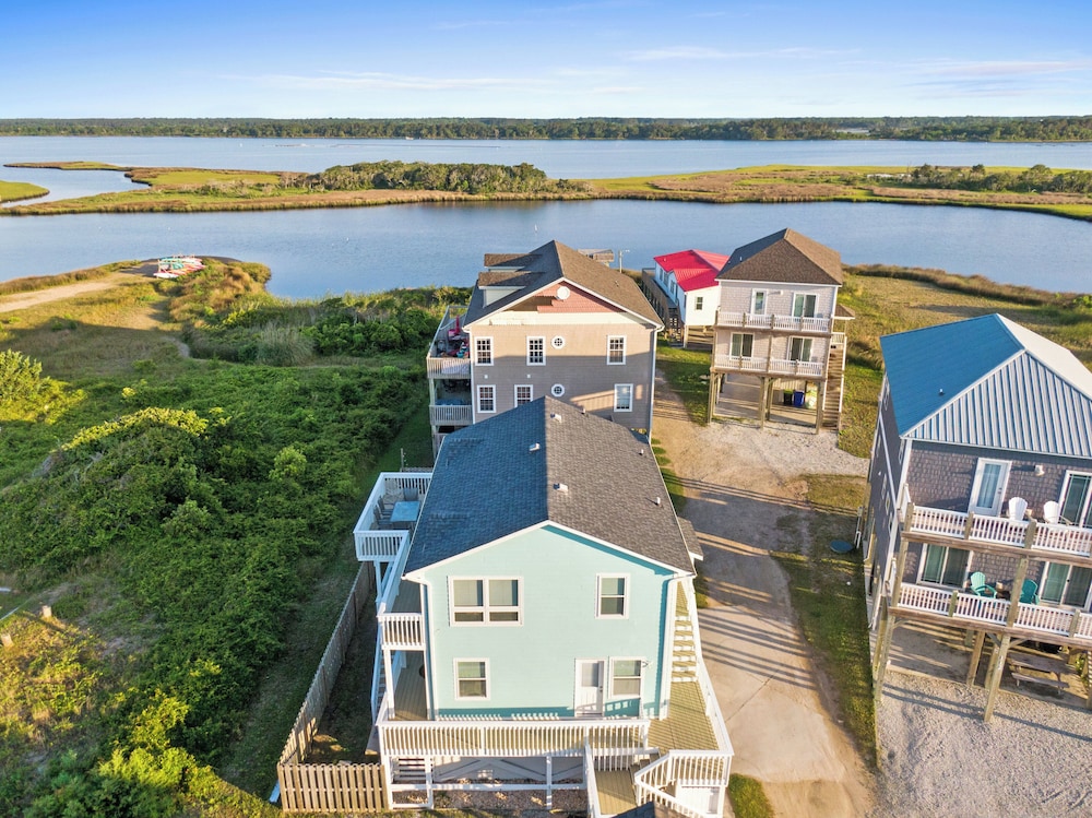 Sunset Retreat by Topsail Realty