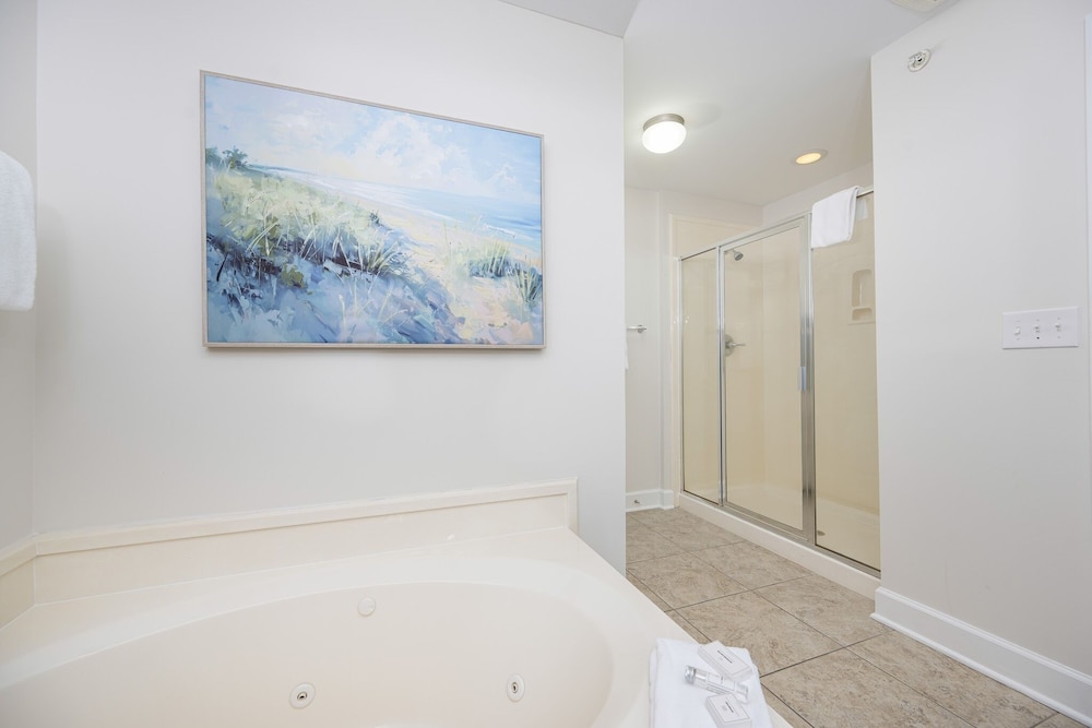 The Oasis 2209 Formerly Phoenix West Ii 2209 3 Bedroom Condo
