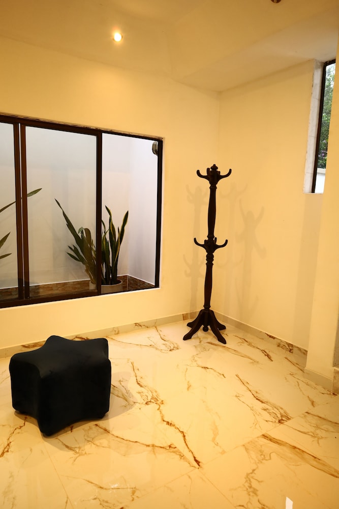Babilla Suites