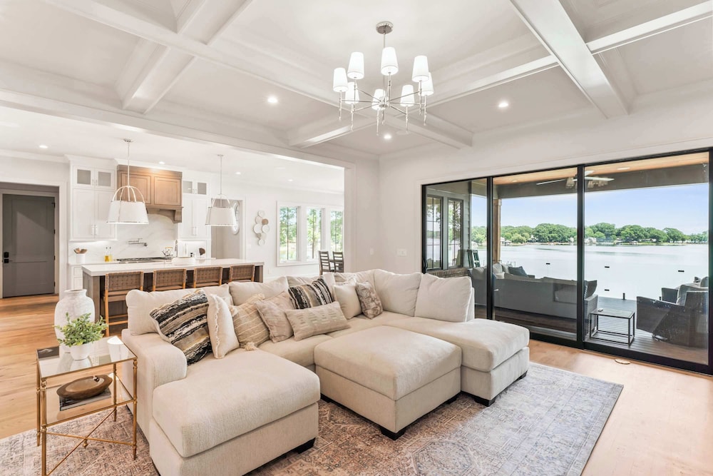The Retreat at Sunrise Cove