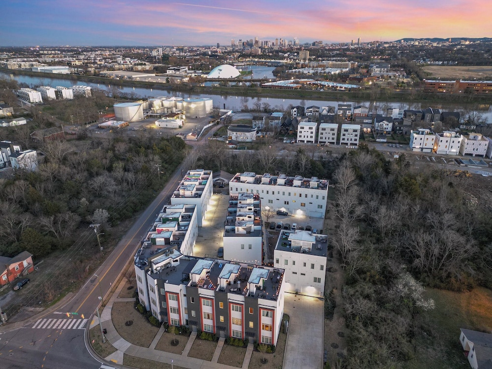 Nashville Nest - Rooftop Patio - Mins To Broadway