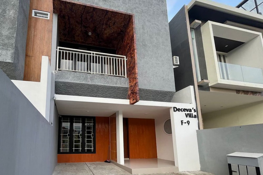 Deceva by Panorama Villas