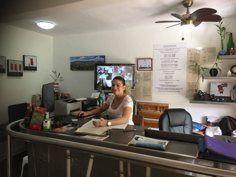 Black Sheep Hostel - Adults Only
