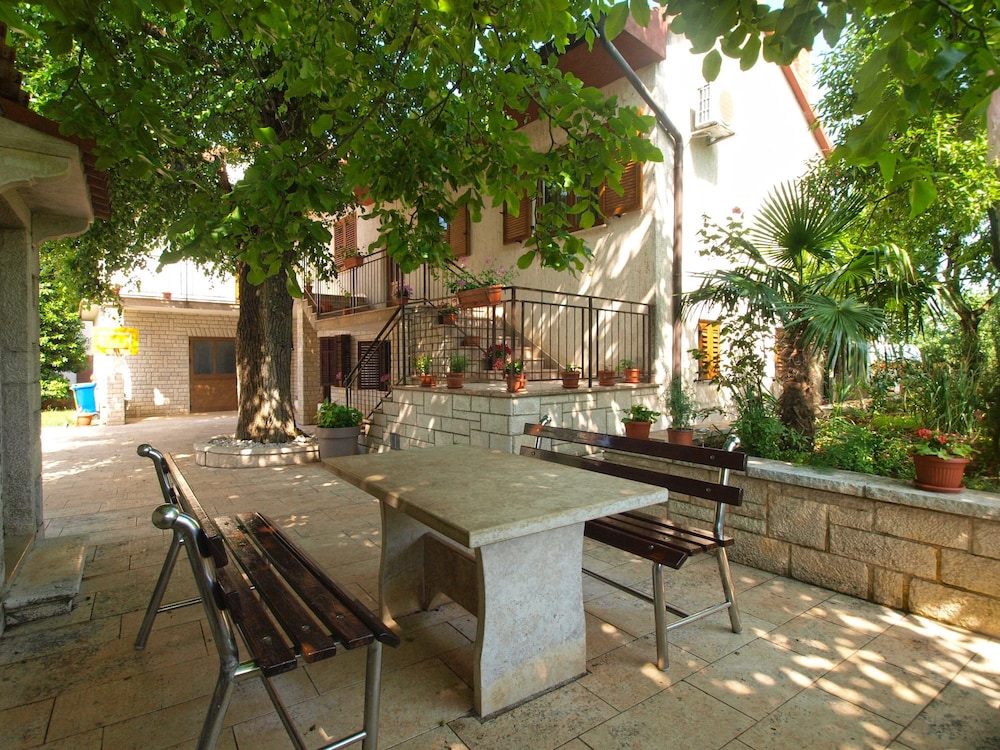 Apartment 1655 view 2