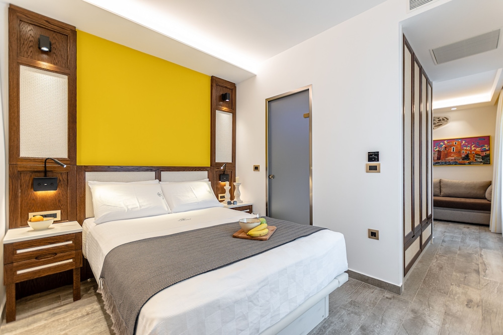 Mariet Naxos Elegant Suites photo 4