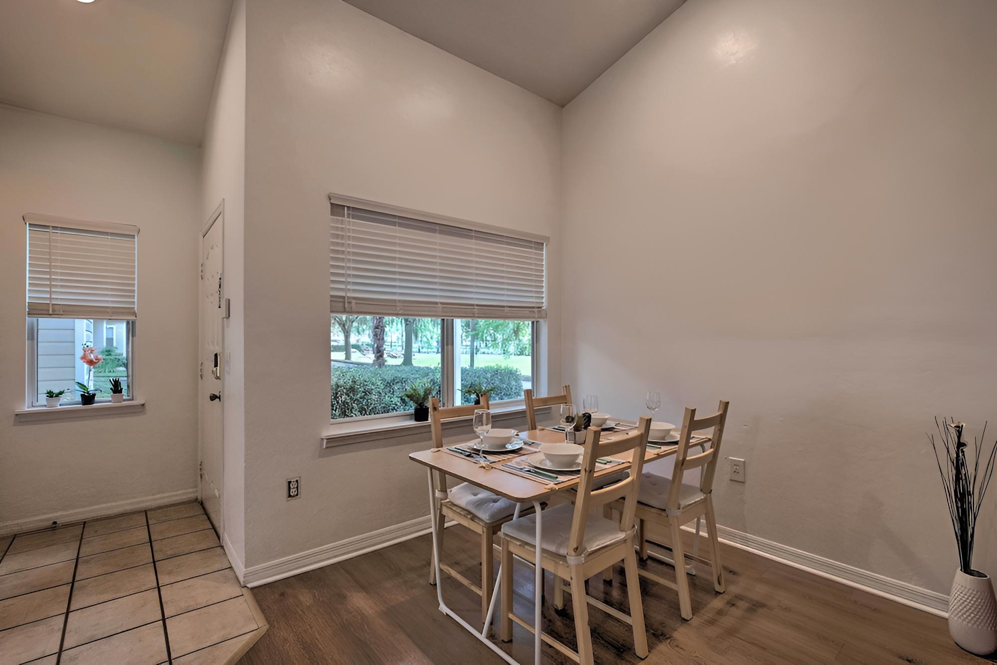 Cozy Gainesville Condo Near Shopping & Dining view 5
