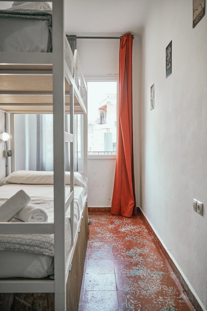 LOFT APART & HOSTAL Group