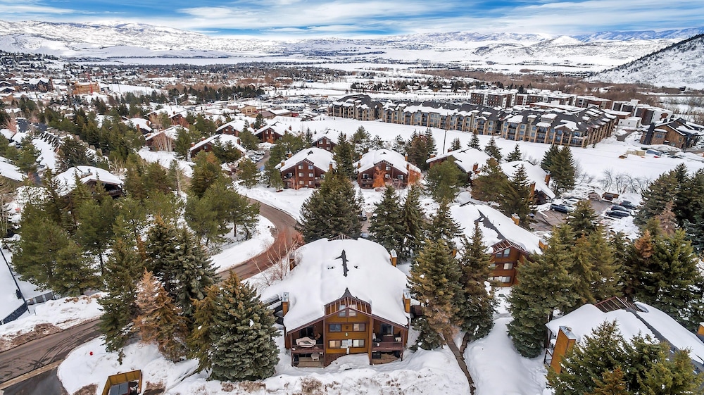 Park City Ski Resort Gems - Stunning Vacation Lodging