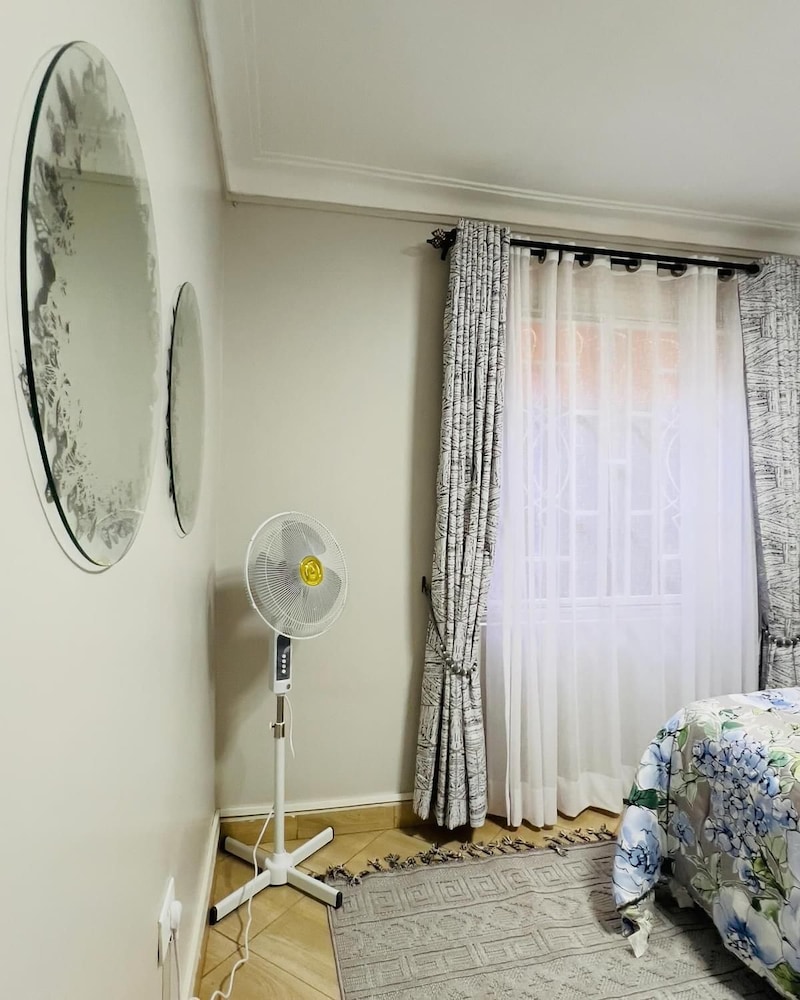 Hillz furnished Apartments view 3