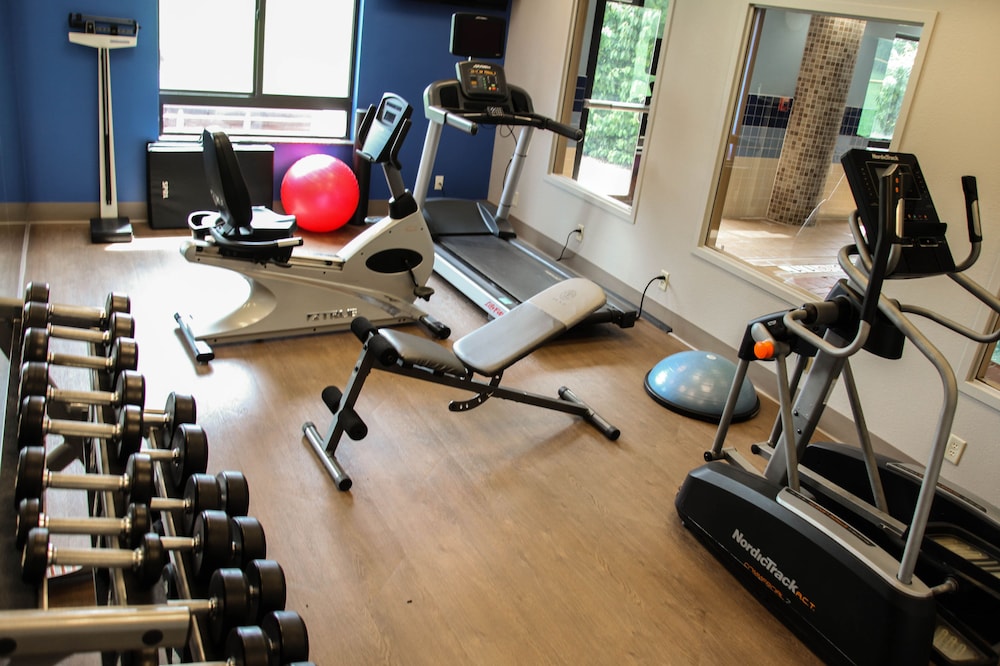 Athens Vacations - Holiday Inn Express Hotel  Suites Athens, an IHG Hotel - Property Image 6