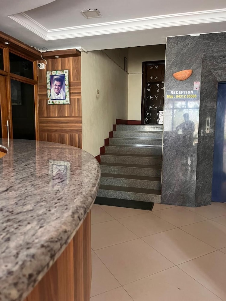 Hotel Partha International