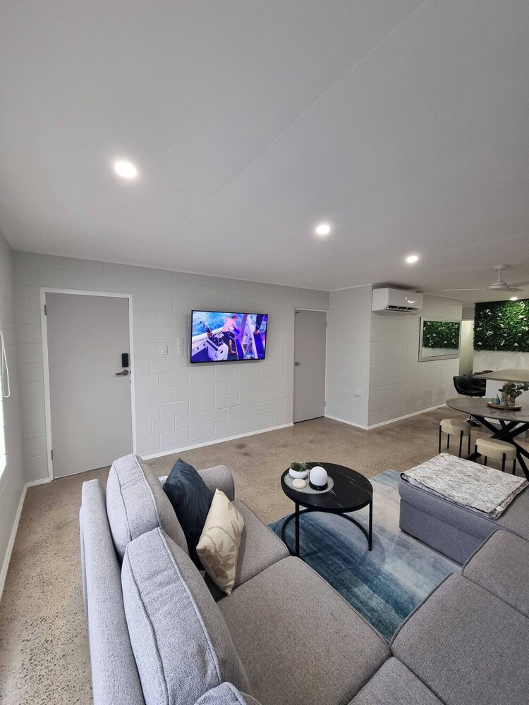 Modern Stylish Apartment