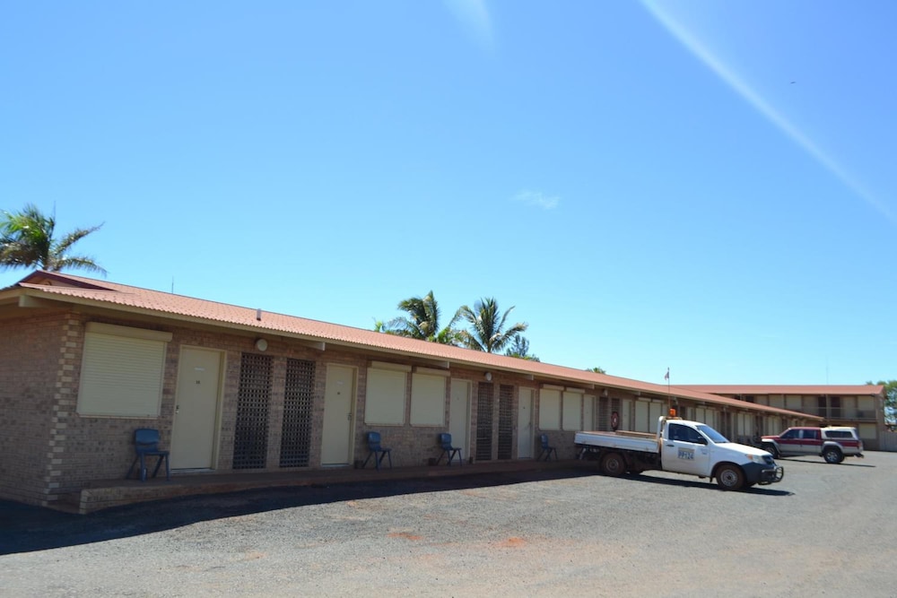 The Lodge Motel