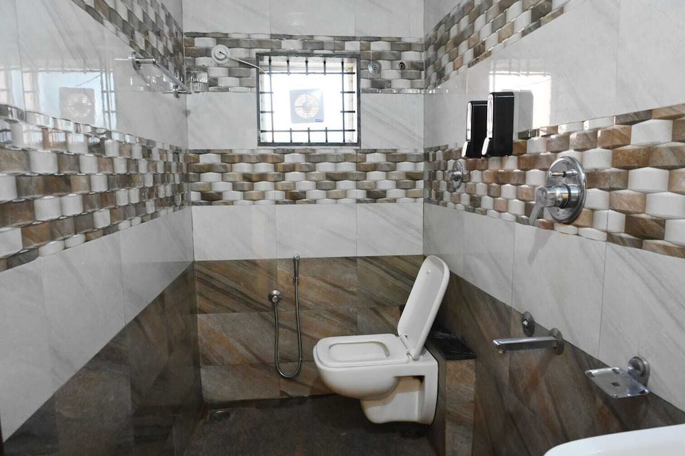 Hotel Kailash Heaven