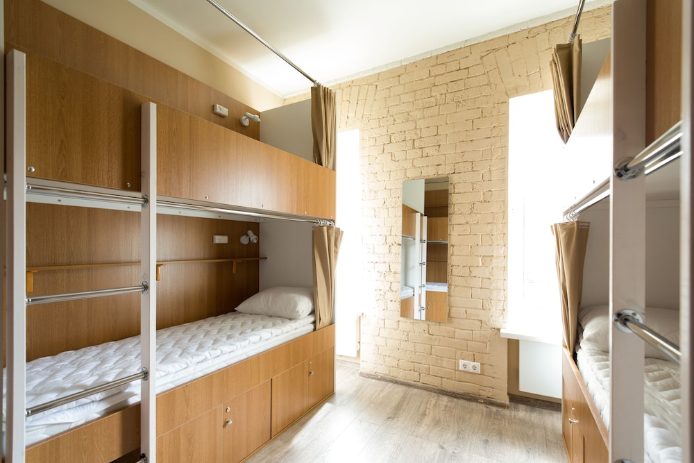 Makarov Hostel