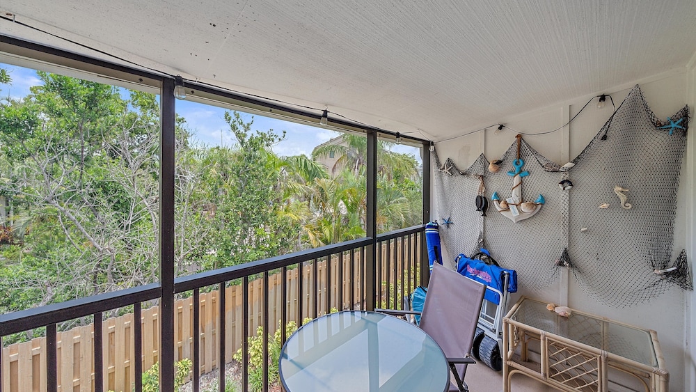 White Sands On Siesta 1 Bedroom Condo